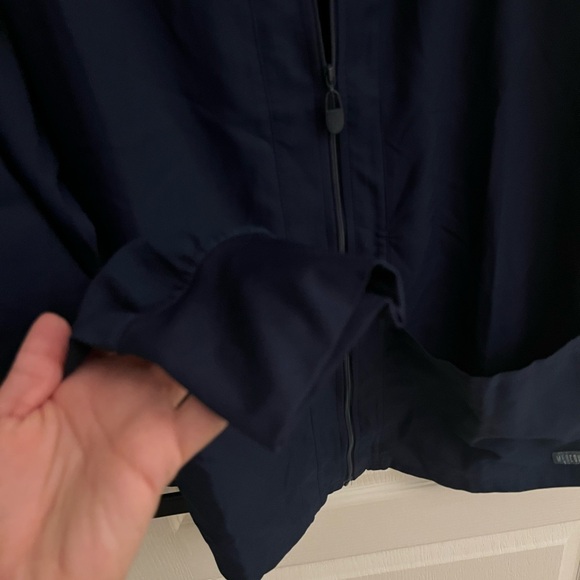 Scrub jacket - Picture 4 of 5